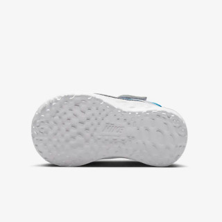 NIKE TENISICE Revolution 6 