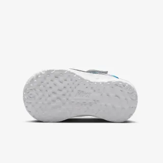 Nike Revolution 6 