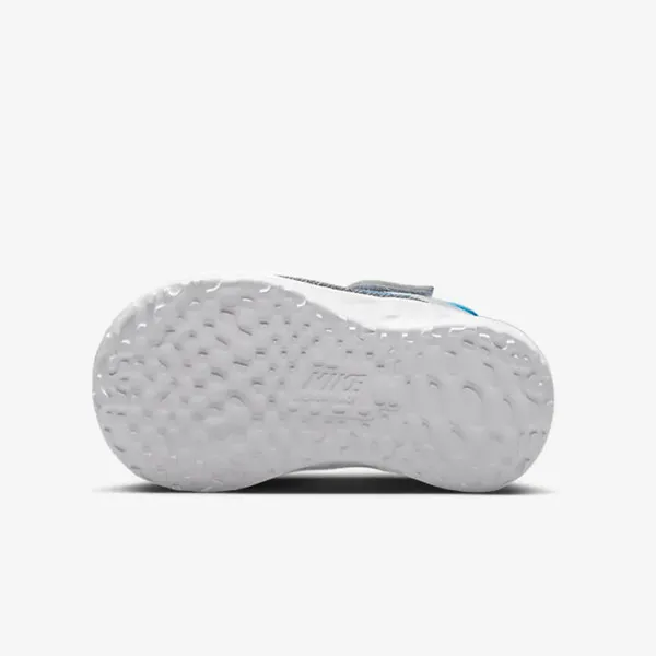 NIKE TENISICE Revolution 6 