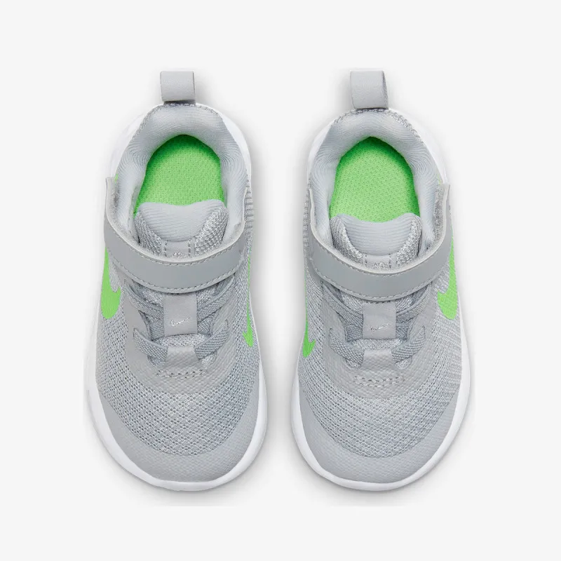 Nike Revolution 6 