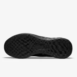 Nike REVOLUTION 6 