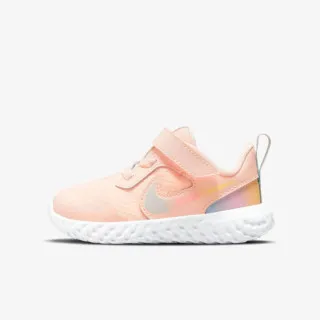 Nike REVOLUTION 5 