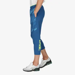 Nike Dri-FIT Sport Clash 