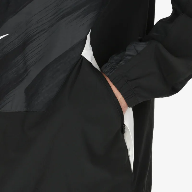 Nike Dri-FIT Sport Clash 