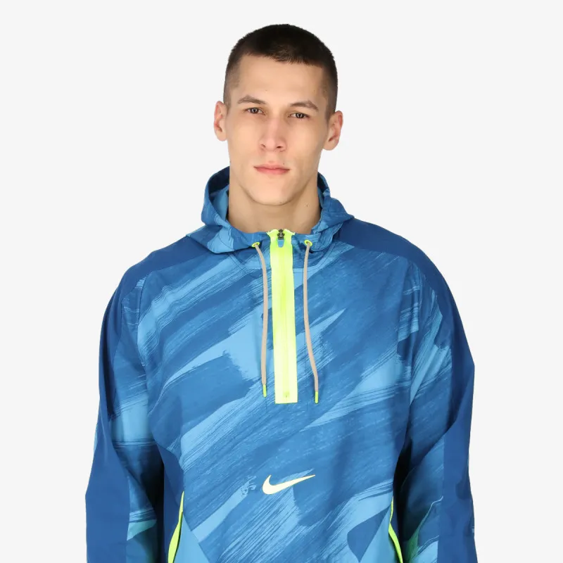 Nike Dri-FIT Sport Clash 