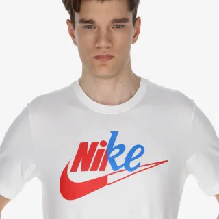 Nike Sportswear 