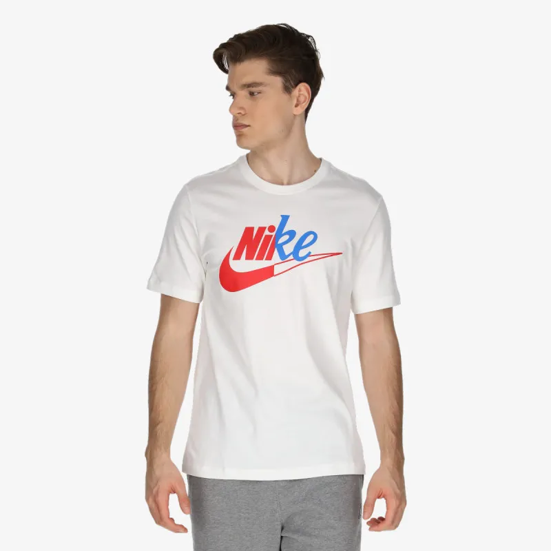 Nike Sportswear 