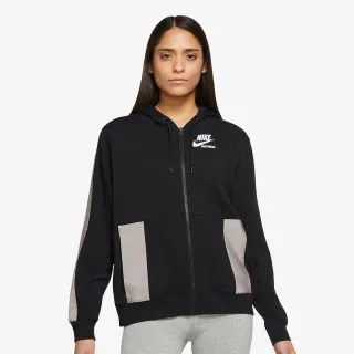 Nike Sportswear Heritage 