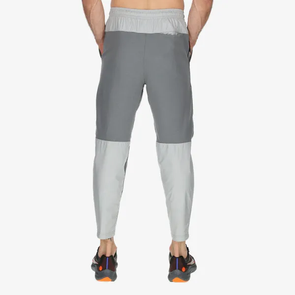 Nike Hlače Sportswear Tech Essentials+ 