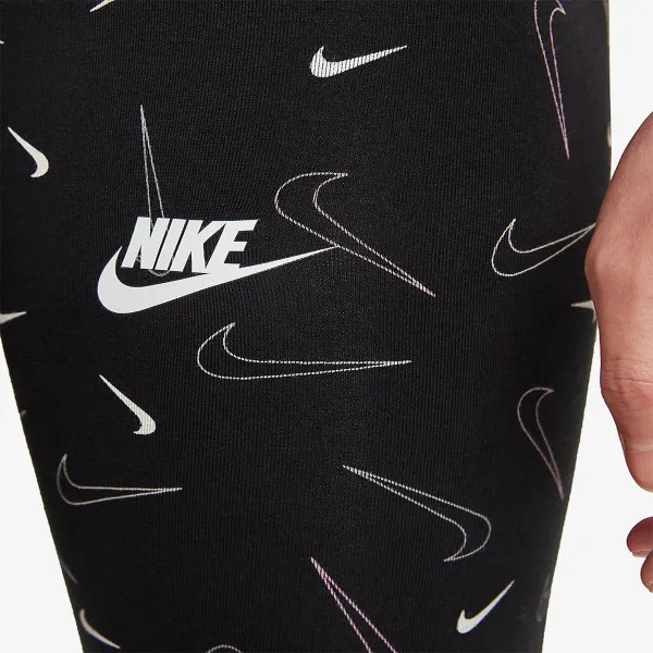 Nike Sportswear 