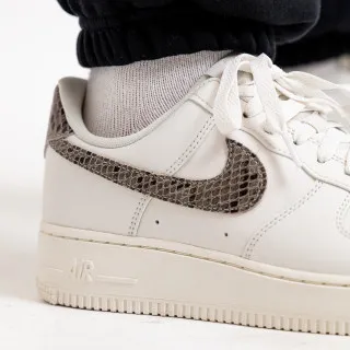 Nike Air Force 1 '07 