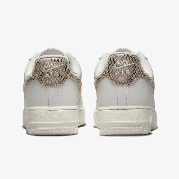 Nike Air Force 1 '07 