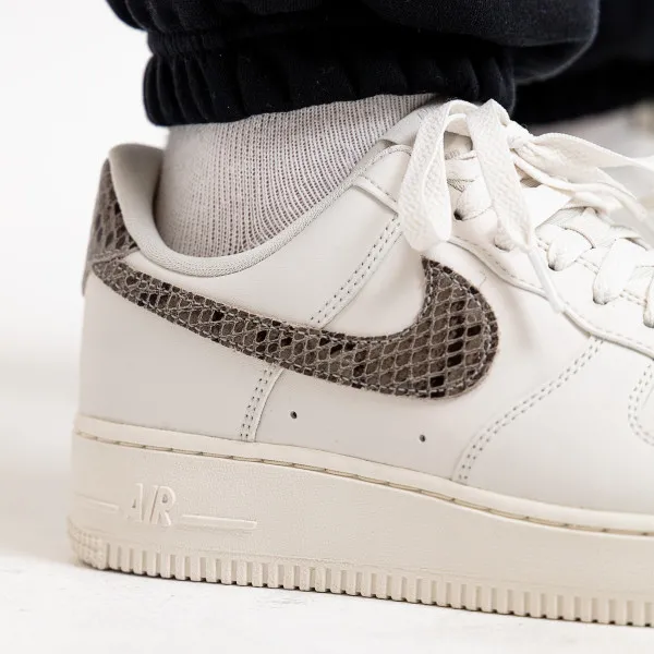Nike Air Force 1 '07 