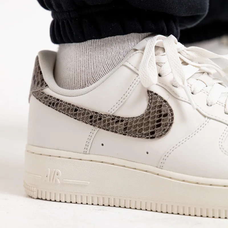 Nike Air Force 1 '07 