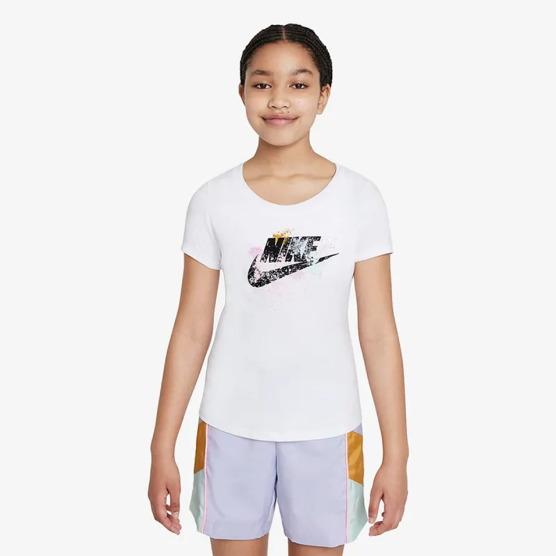 Nike Sportswear 