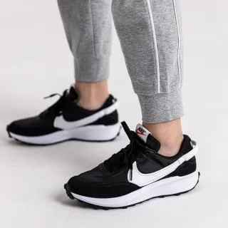 Nike Waffle Debut 