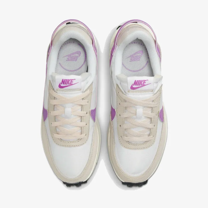 Nike Waffle Debut 
