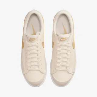 Nike Blazer Low Platform 