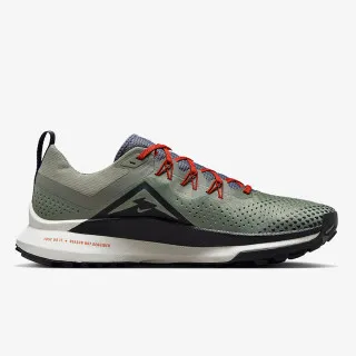 Nike React Pegasus Trail 4 