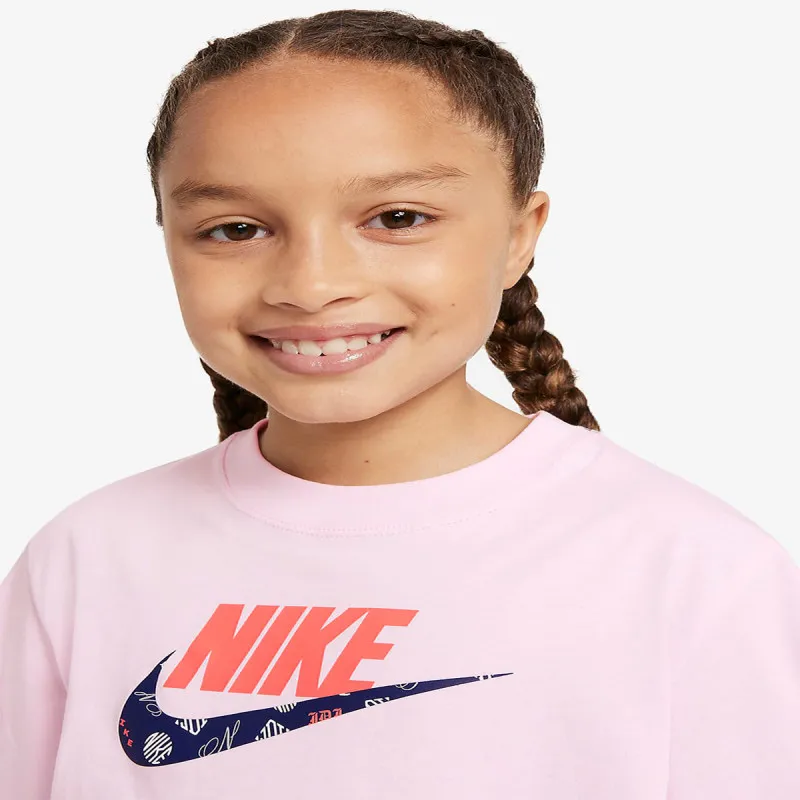 Nike Sportswear 