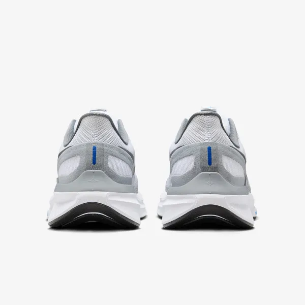 Nike Structure 25 