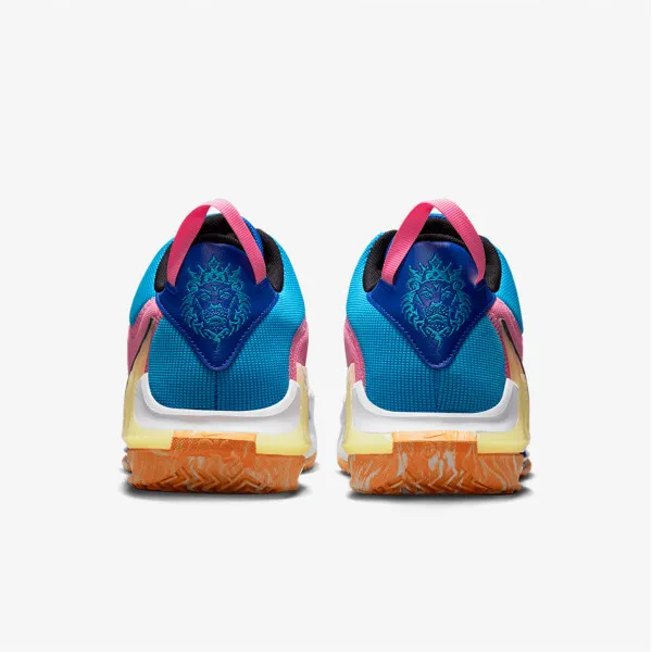 Nike Tenisice LeBron Witness 7 