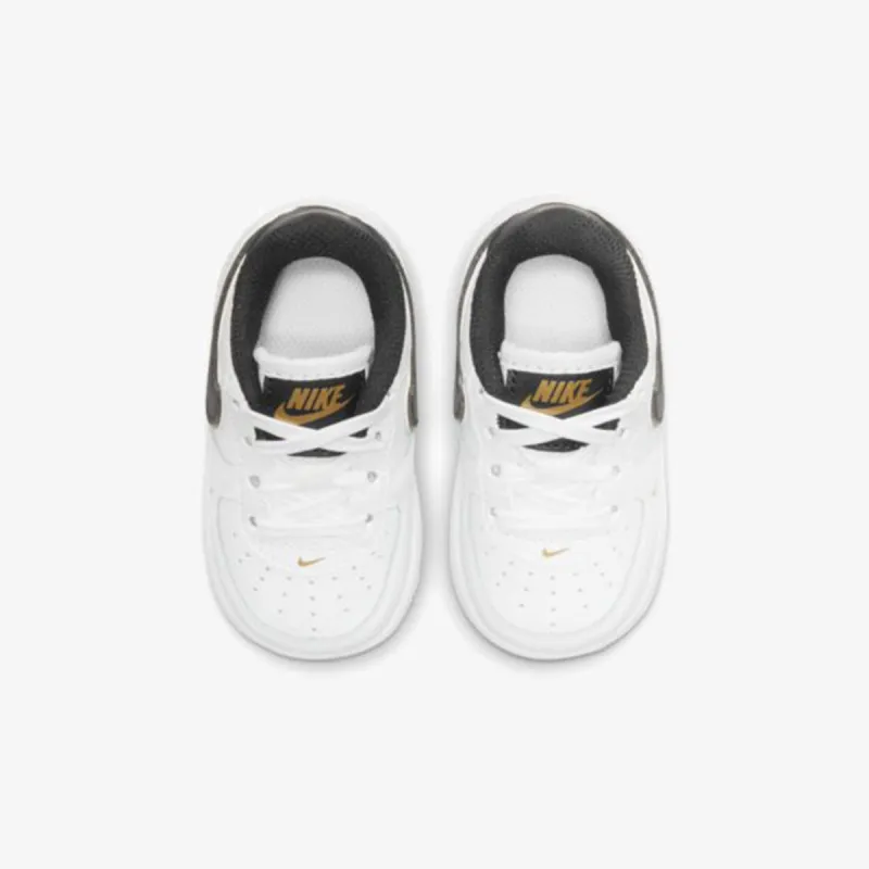 Nike Force 1 LV8 