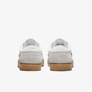 Nike SB Chron 2 
