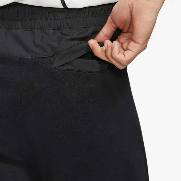 Nike Sportswear Lightweight Essentials 