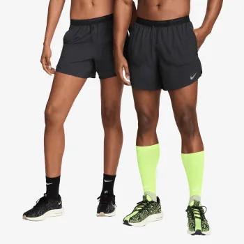 NIKE KRATKE HLAČE Stride 