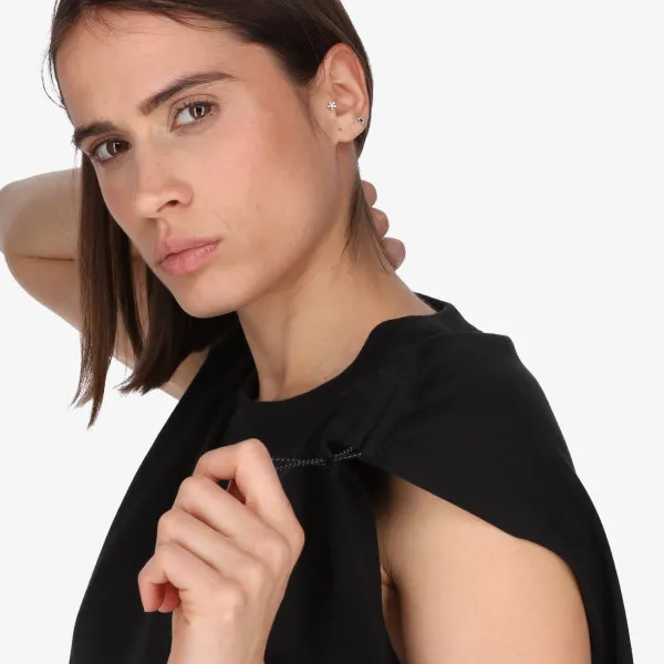 Nike Sportswear Dri-FIT Essential 