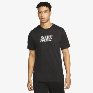Nike Dri-FIT Sport Clash 