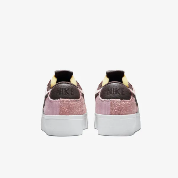 NIKE TENISICE BLAZER 