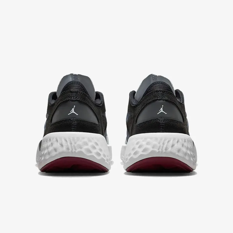 Nike JORDAN DELTA 3 LOW 