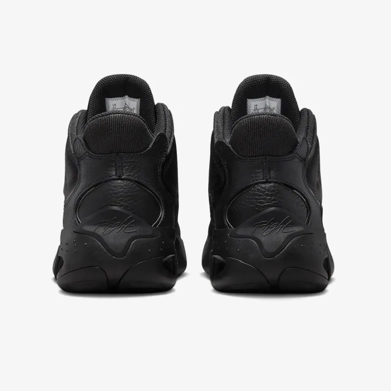 Nike Jordan Max Aura 4 