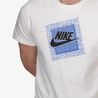 Nike Sportswear 