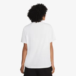 Nike Sportswear Essentials 