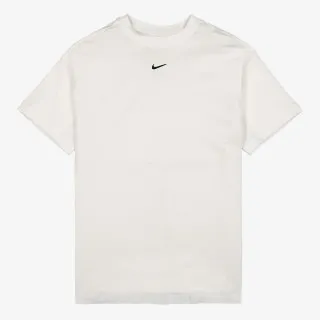Nike Sportswear Essentials 