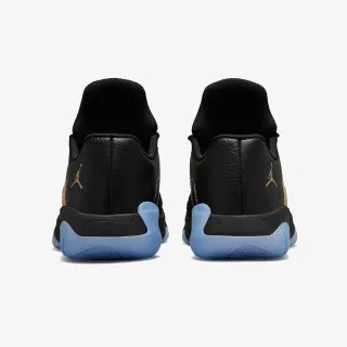 Nike AIR JORDAN 11 CMFT LOW 