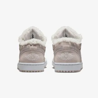 Nike WMNS AIR JORDAN 1 LOW SE V2 