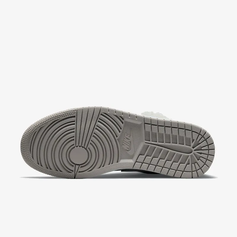 Nike WMNS AIR JORDAN 1 LOW SE V2 