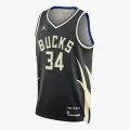 Nike <br />Milwaukee Bucks 