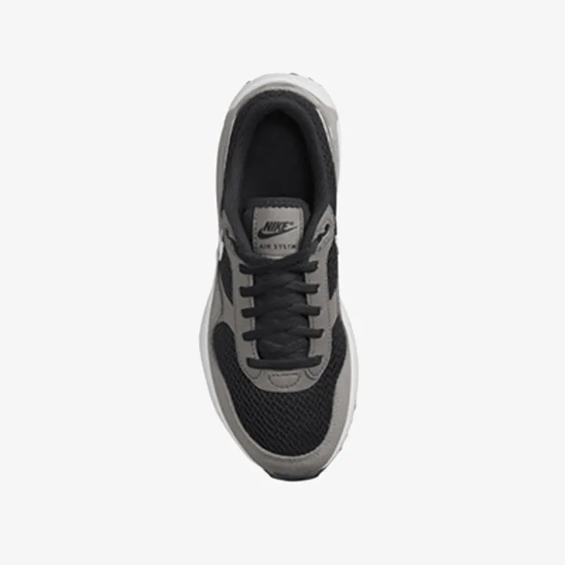 Nike Air Max SYSTM 