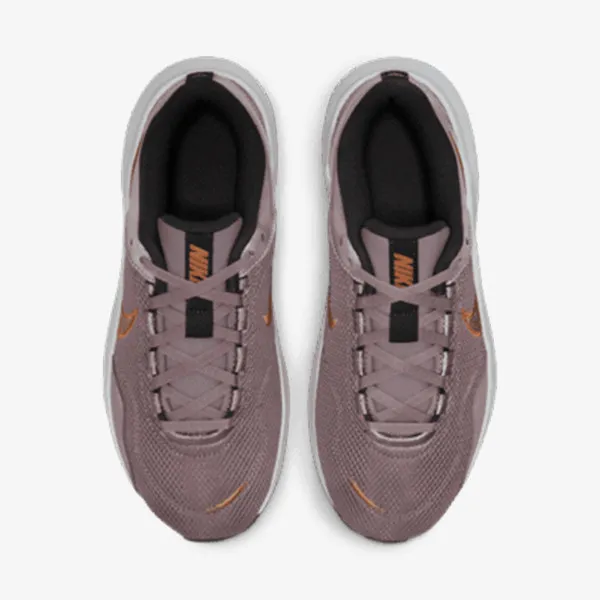 Nike Tenisice Legend Essential 3 Premium 