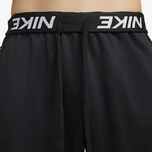 Nike THERMA 