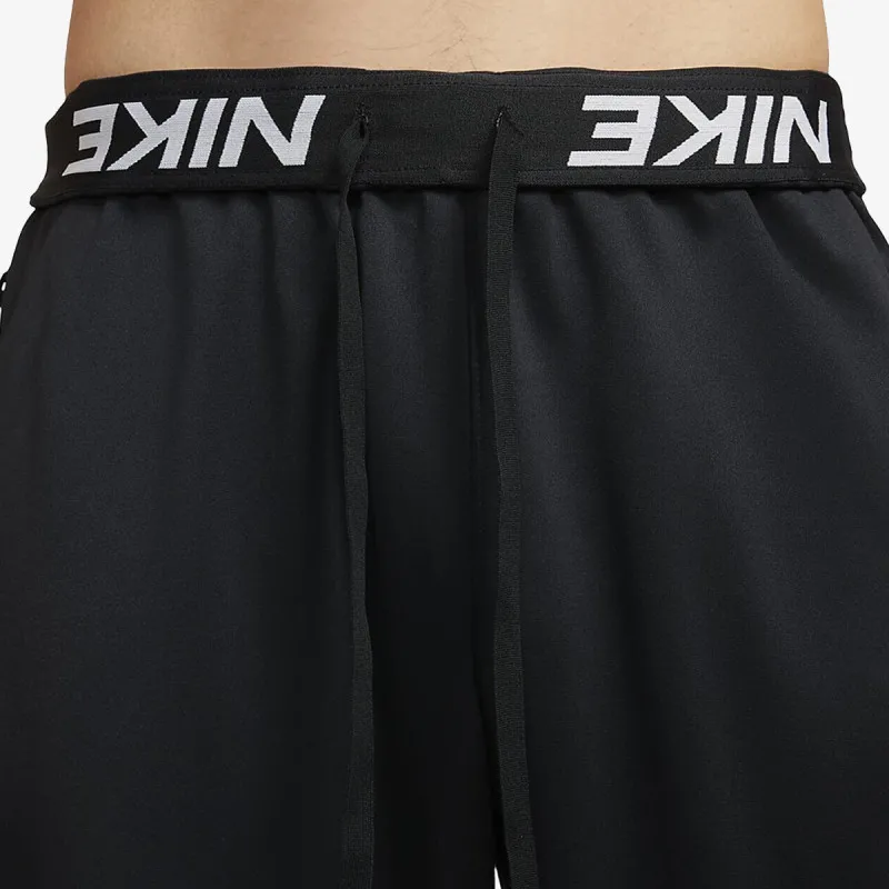 Nike THERMA 