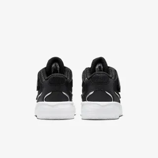 Nike Jordan Max Aura 4 
