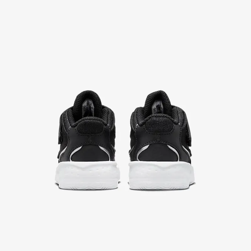 Nike Jordan Max Aura 4 