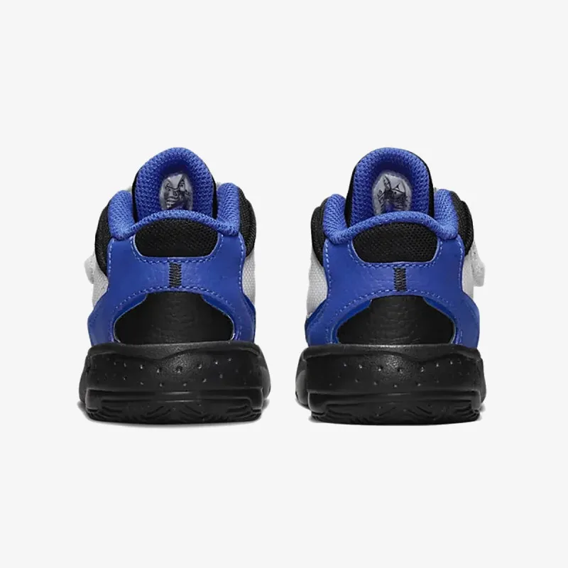 Nike Jordan Max Aura 4 