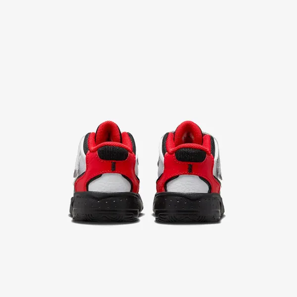 Nike Jordan Max Aura 4 